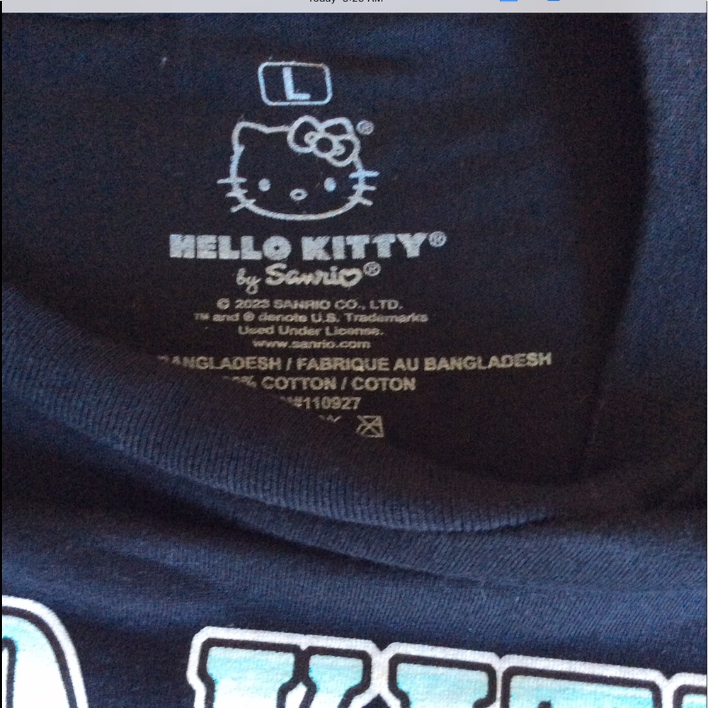 🎁Hello kitty tee - Picture 3 of 3
